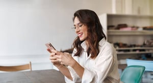 Aura for consumers thumbnail (kopie)-min